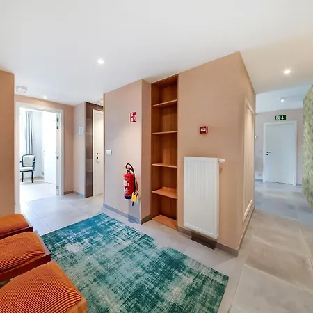 Luxury La Croix Scaille Vakantiehuis Bourseigne-Neuve